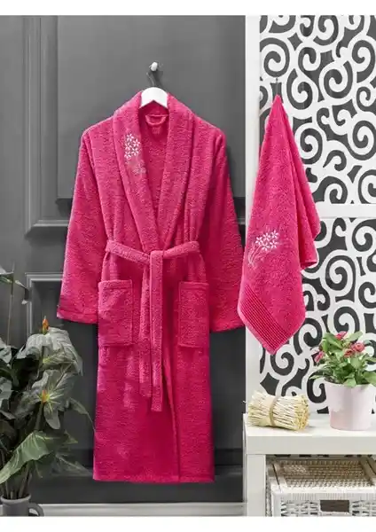 Casnack Fuşya Havlulu Bornoz Seti: Konfor ve Şıklığı Bir Arada Sunan Yüksek Kaliteli Ürün