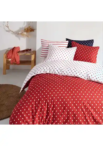 Coté Blanc Dots Kırmızı Ranforce Çift Taraflı Nevresim Takımı Yüksek Kalite ve Estetik Sunar