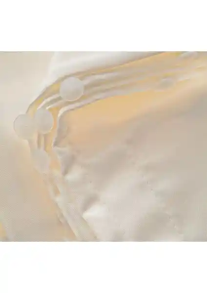 Cotton Studio Taç Saten Güneşlik Perde: Şıklık ve Dayanıklılığı Bir Arada Sunar