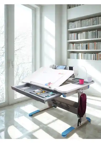 Creo Mobili Akıllı Çalışma Masası ve Sirius Standart Modeli: Ergonomik ve Fonksiyonel Çalışma Alanları