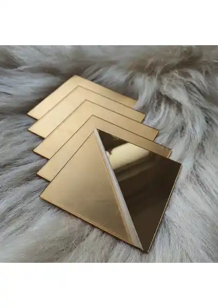 Dekoratif Pleksi Aynalar: Estetik ve Dayanıklı İç Mekan Çözümü