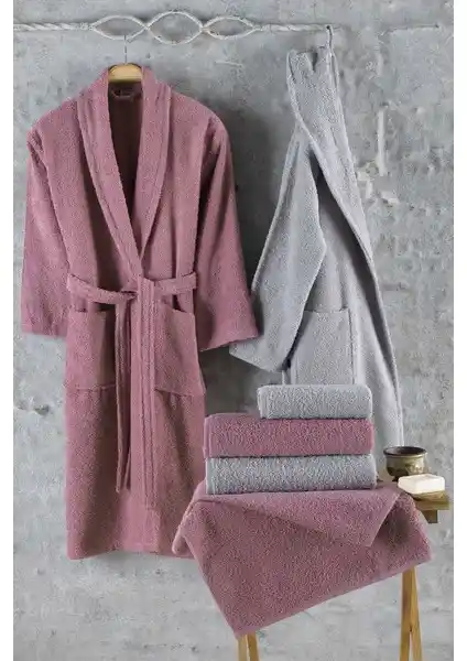 Elart Aile Bornoz Seti: Yüksek Kalite ve Şıklık Sunan Konforlu Tasarım