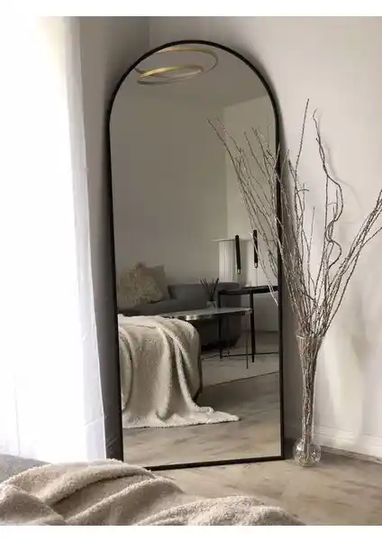 Enc Home Metal Ayaklı Boy Aynası: Modern ve Dayanıklı Tasarım ile Ev Dekorasyonunuza Şıklık Katar