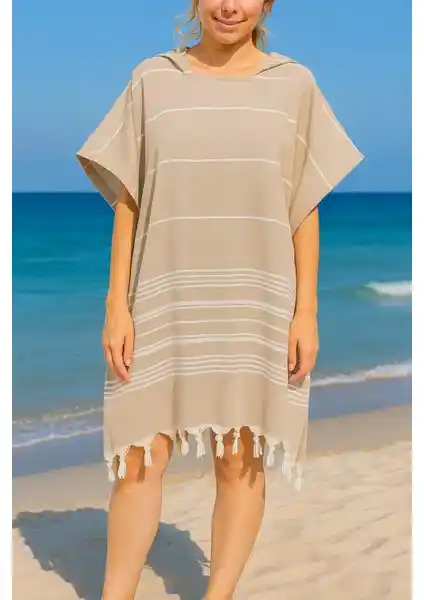 Formeya %100 Pamuklu Yetişkin Peştemal Panço Bornoz: Konfor ve Şıklığın Modern Buluşması