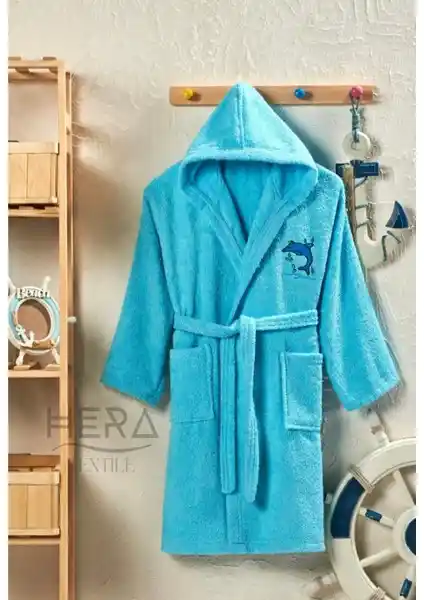 Hera Textile Kapüşonlu ve Kemerli Pamuklu Çocuk Bornozu: Konfor ve Şıklığın Birleşimi