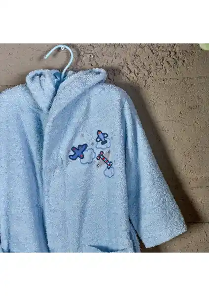 Karaca Home Airship Mavi 2-4 Yaş Çocuk Bornozuyla Konfor ve Şıklık Bir Arada