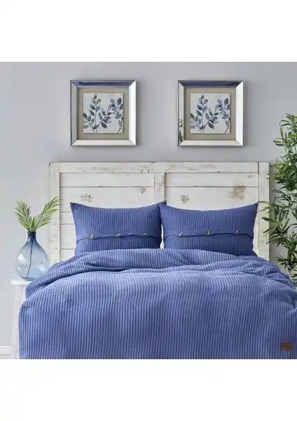 Karaca Home Coline Indigo Çift Kişilik Triko Yatak Örtüsü Seti - Şık ve Dayanıklı Yatak Dekorasyonu