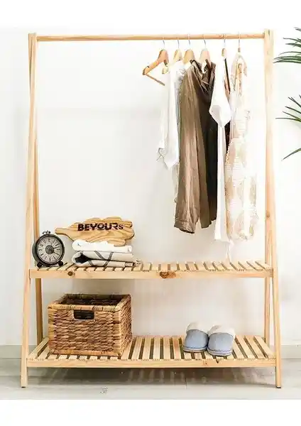 Konfeksiyon Elbise Askılığı: Şıklık ve Fonksiyonellik Arasında Denge