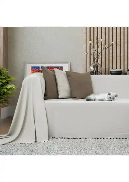 Latuda Concept Kaymaz Koltuk Örtüsü: Dayanıklı ve Estetik Koruma Çözümü