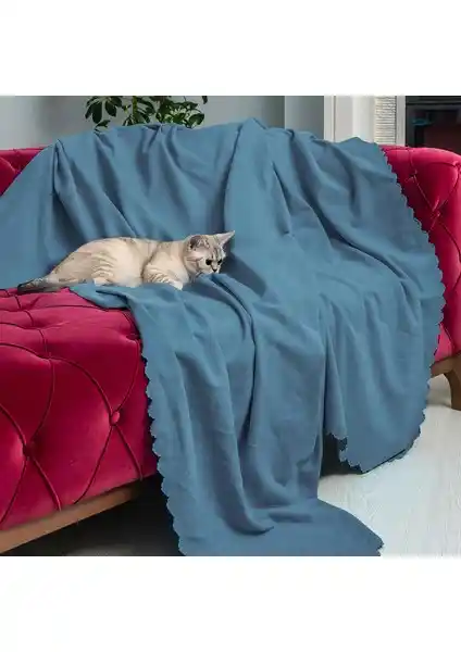 Latuda Concept Kaymaz Koltuk Örtüsü: Şık, Dayanıklı ve Çok Yönlü Kullanım İçin Uygun