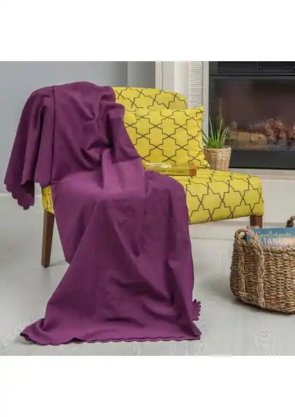 Latuda Concept Tekli Koltuk Örtüsü: Estetik ve Fonksiyonellik Bir Arada