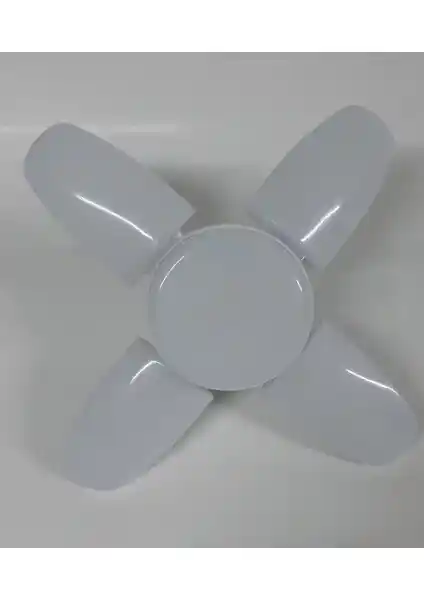 LED 24W Mini Fan Blade Beyaz Pervane Ampülü: Enerji Verimli ve Kompakt Tasarım