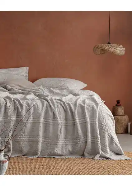 Madame Coco Ethnique King Kişilik Yatak Örtüsü Açık Gri Şık ve Dayanıklı Tasarım