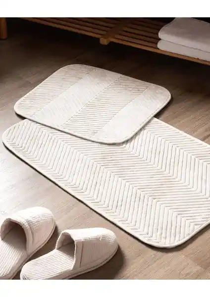 Madame Coco Eze Banyo Paspası Fildişi Rengi Yüksek Kalite ve Güvenlik Sağlar