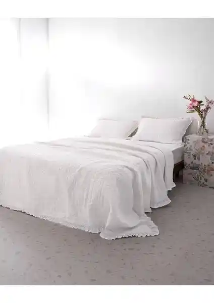 Madame Coco Maryon Tek Kişilik Yatak Örtüsü Beyaz Modern ve Şık Tasarım