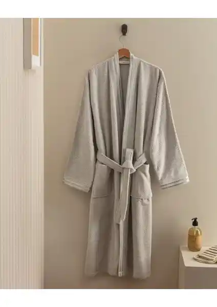 Madame Coco Maynor Kimono Bornoz: Rahat ve Şık Unisex Ev Giyim Ürünü