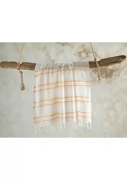 Mayra Çizgili Peştamal: Şıklık ve Fonksiyonellik Sunan Pamuklu Plaj ve Spor Havlusu