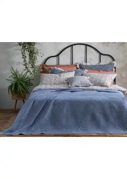 Modern Motion Tek Kişilik Çok Amaçlı Örtü: Estetik ve Fonksiyonelliğin Buluşması