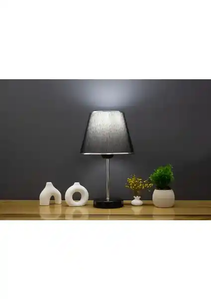 Modern Siyah Krom Safir Abajur - Şık ve İşlevsel Dekoratif Aydınlatma Seçeneği