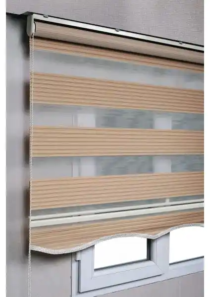 Modern ve Dayanıklı Kahverengi Zebra Stor Perde ile Dekorasyonunuzu Tamamlayın