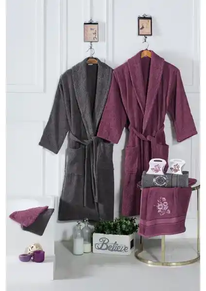 Mürdüm Home 8 Parça Nakışlı Bornoz Seti: Şıklık ve Konforun Buluşması