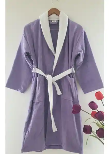 My Sweet Baby Kadife Çocuk Bornozu: Konfor ve Şıklık Sunan Yumuşak ve Dayanıklı Tasarım