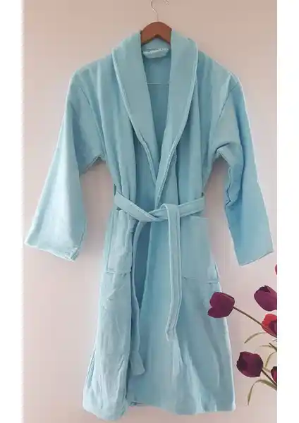 My Sweet Baby Kadife Çocuk Bornozu: Yumuşak, Şık ve Emici Çocuklar İçin Konforlu Giyim Seçeneği