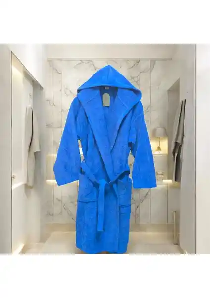 MySoft Home Kadife Kapüşonlu Bornoz: Lüks ve Konfor Sunan Yüksek Kaliteli Tasarım