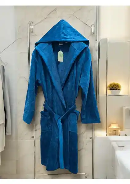 MySoft Home Kadife Kapüşonlu Bornoz: Şık ve Konforlu Pamuklu Kullanım Deneyimi