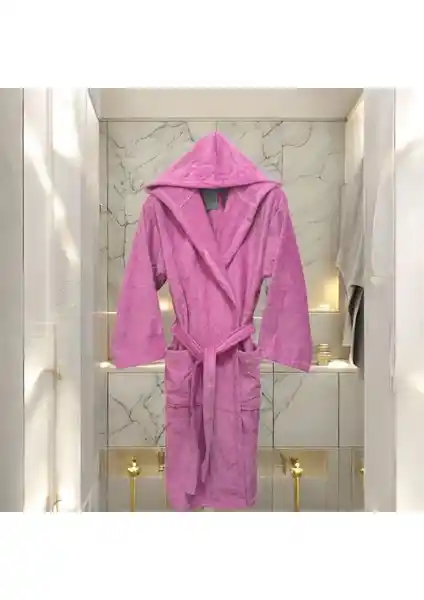 MySoft Home Kadife Kapüşonlu Bornoz: Yüksek Konfor ve Şıklık Sunan Premium Ev Giyim Ürünü