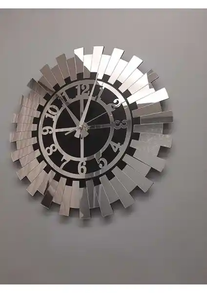 Nisanest Büyük Dekoratif Güneş Duvar Saati Modern ve Şık Tasarım Özellikleri