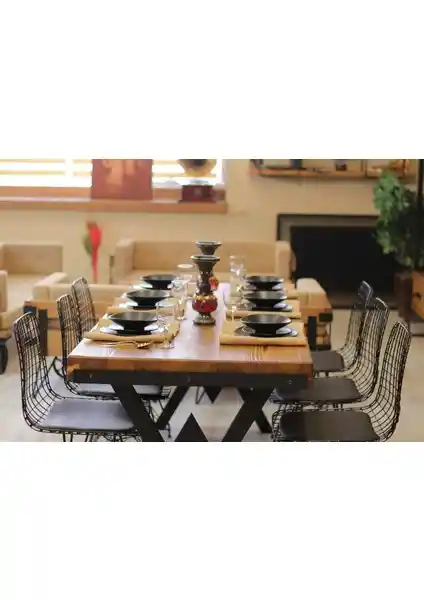 NTConcept Masif Ağaç Yemek Masası: Dayanıklı ve Estetik Tasarımın Modern Yansıması