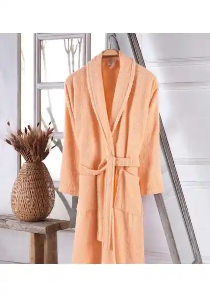 Oyalı Textile Organik Pamuk Bornoz: Günlük Rahatlık ve Şıklık Sunan Doğal Malzeme Ürünü