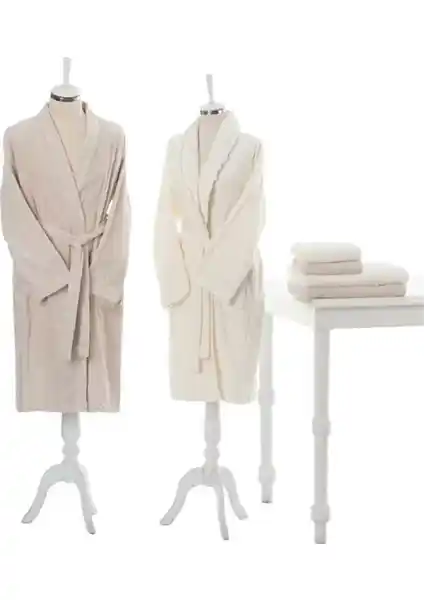 Özdilek Orkide Aile Bornoz Seti Krem Bej Renkli Konfor ve Şıklık Sunar