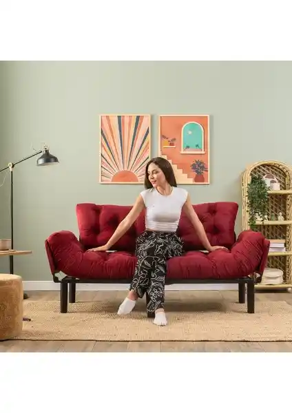 Pafu Nitta Üçlü Yataklı Bordo Koltuk: Modern Tasarım ve Çok Yönlü Fonksiyonellik