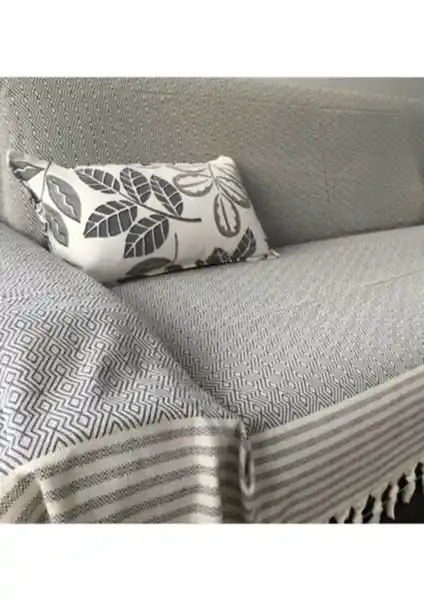 Pamuklu Gri Koltuk Kolları Örtüsü: Şıklık ve Dayanıklılığı Bir Arada Sunar