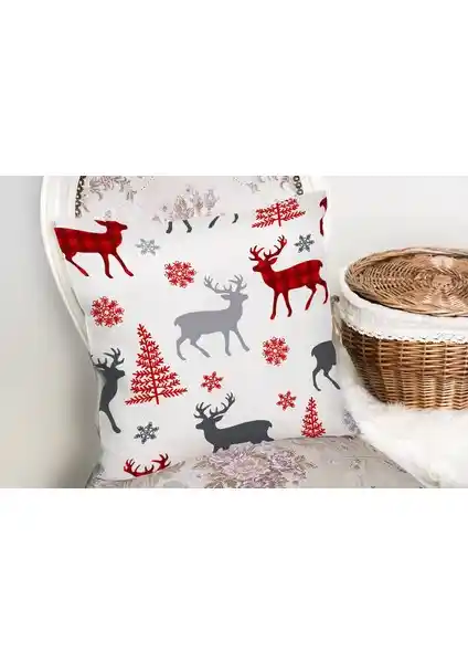 RealHomes Yılbaşı Motifleriyle Beyaz Zemin Dijital Baskılı Yastık Kılıfı 43x43 cm