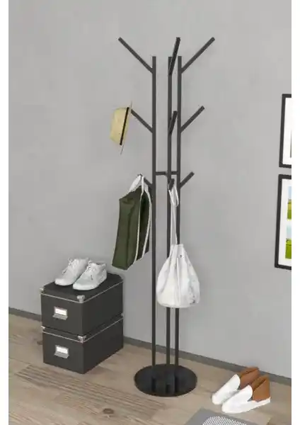 RetoDesign 9 Askılı Metal Elbise Askısı Modern ve Dayanıklı Tasarım Özellikleriyle