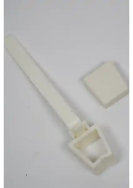 Rustik Perde Korniş Ray Kelepçesi ve Kapakları: Estetik ve Fonksiyonellik Sağlayan Çözüm