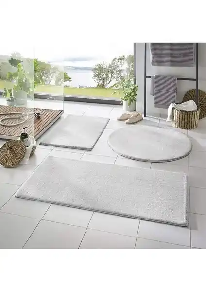 Sarar Post Peluş Banyo Paspas Takımı: Konfor ve Güvenlik Sunan Şık ve Pratik Tasarım