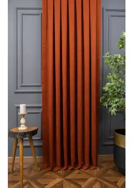 Taç Kiremit Renkli Kadife Dokulu Fon Perde: Estetik ve Fonksiyonellik Bir Arada