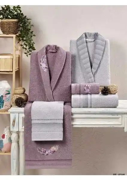 Taç Kristal Soft Cotton Nakışlı 6 Parça Aile Bornoz Takımı Gri-Leylak Renk Seçenekleri