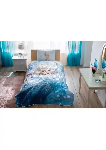 Taç Lisanslı Frozen Glitter Yatak Örtüsü Seti Çocuklar İçin Renkli ve Dayanıklı Dekoratif Ürün