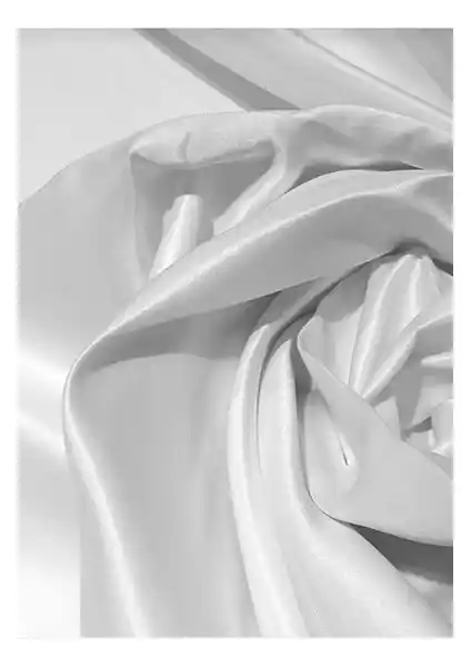 Taç Saten Güneşlik Perde Krem Renkli Estetik ve Dayanıklı Tasarım