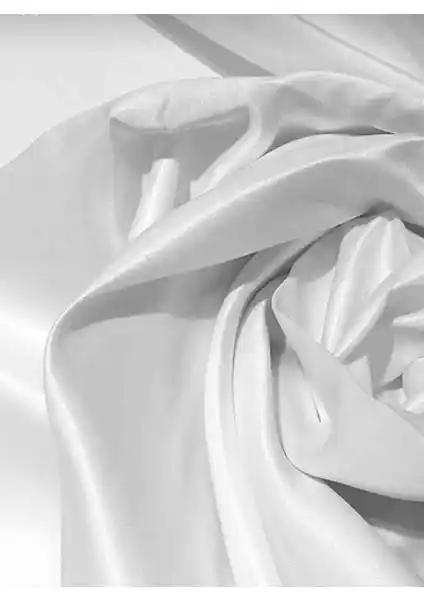 Taç Tac Saten Güneşlik Perde: Şık ve Fonksiyonel Modern Perde Seçenekleri