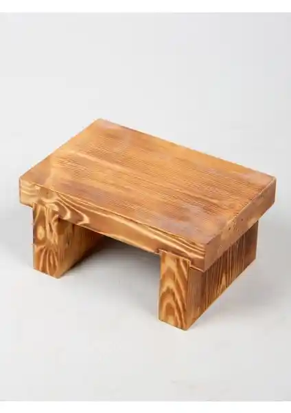 Talasch Ahşap Basamak ve Tabure Doğal Ceviz Malzemeyle Şık ve Dayanıklı Tasarım