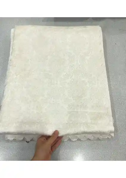 Türkanlar Home Süngerli Koltuk Örtüsü Ekru: Estetik ve Fonksiyonellik Bir Arada