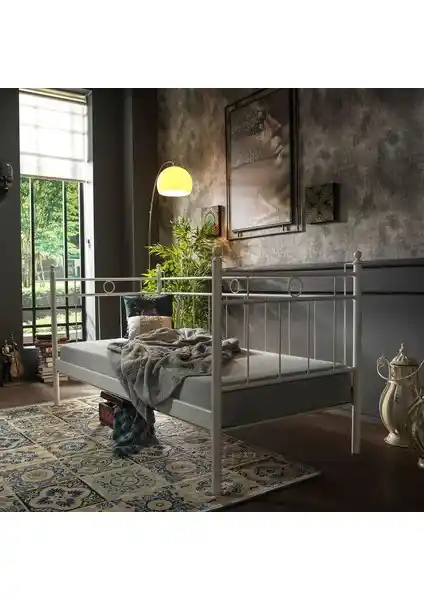 Unimet Alpas Daybed Modern Tasarım ve Güçlü Yapı ile Dayanıklı Kullanım Sağlar