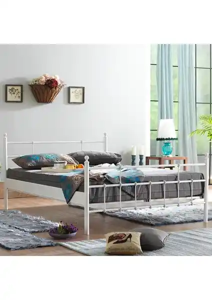 Unimet Lalas Çift Kişilik Ferforje Metal Karyola Şıklık ve Dayanıklılığı Bir Arada Sunar