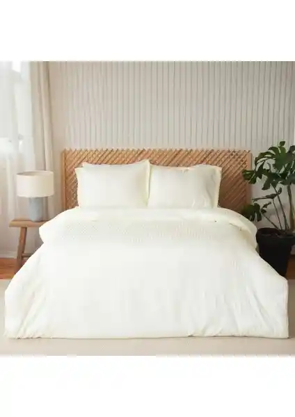 Valoroso Tekstil Çift Kişilik Çizgili Saten Nevresim Takımı Yatak Odası Şıklığı ve Konforu